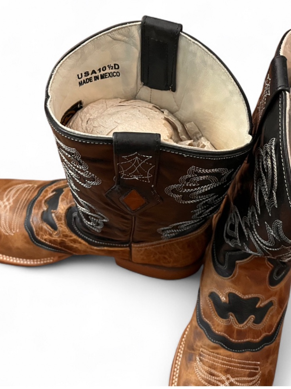 J.B. Dillon Classic Two-Tone Western Cowboy Boots in Brown & Black - Picture 5 of 6